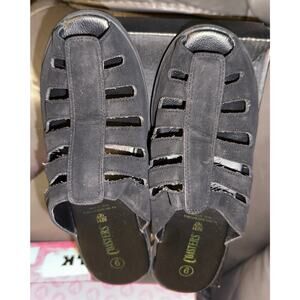 COASTERS WOMENS BLACK FAUX SUEDE SLIP ON OPEN TOE SANDAL SIZE 9